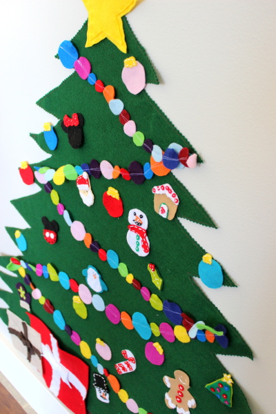 Children's Felt Christmas Tree. GreenLeavesAndJam.com